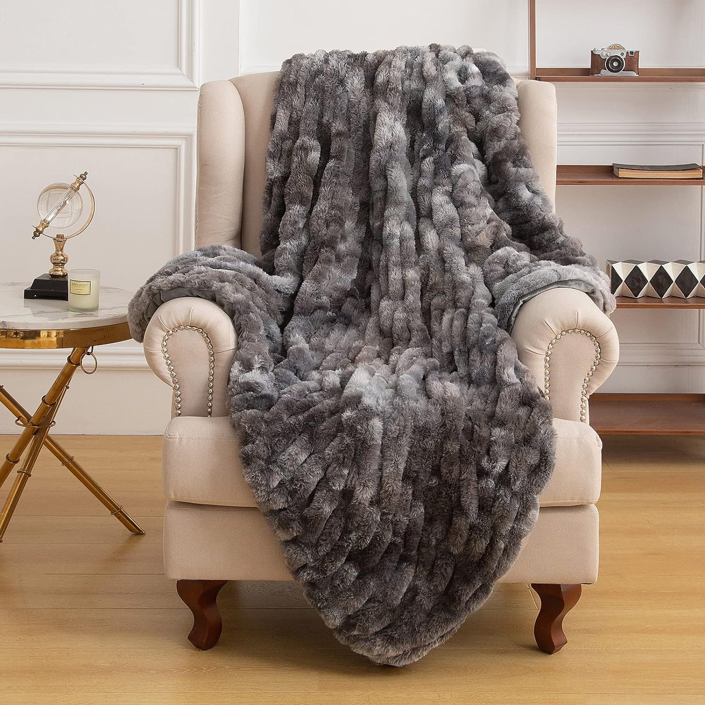 Luxurious Ruched Warm Throw Blanket 