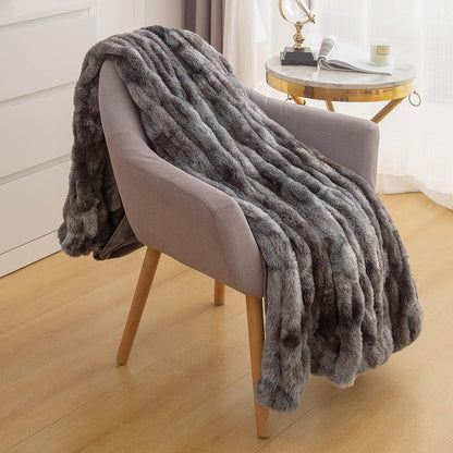 Luxurious Ruched Warm Throw Blanket 